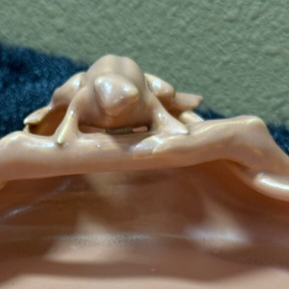 Vintage Poppytrail California Pottery Frog Looking Over Flower Bowl 11" - Picture 5 of 9